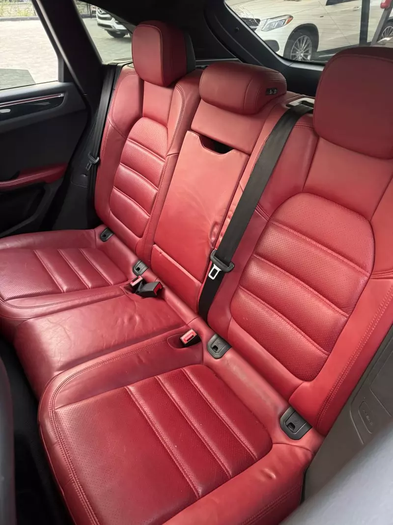PORSCHE Macan   - 2015