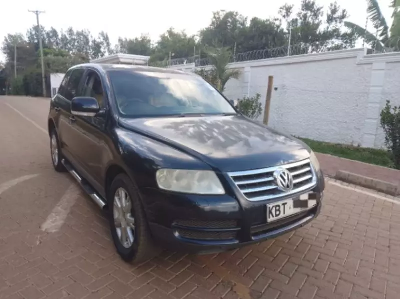 Volkswagen Touareg   - 2006