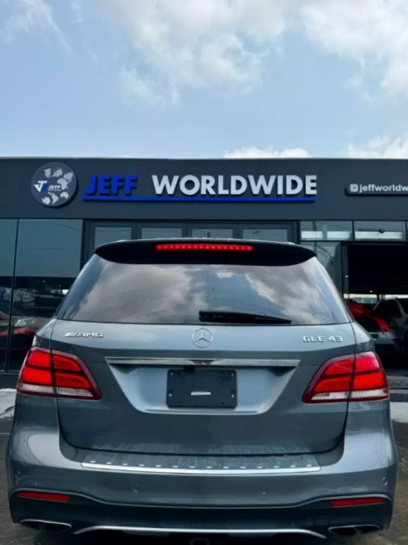 Mercedes-Benz GLE 43 AMG   - 2017