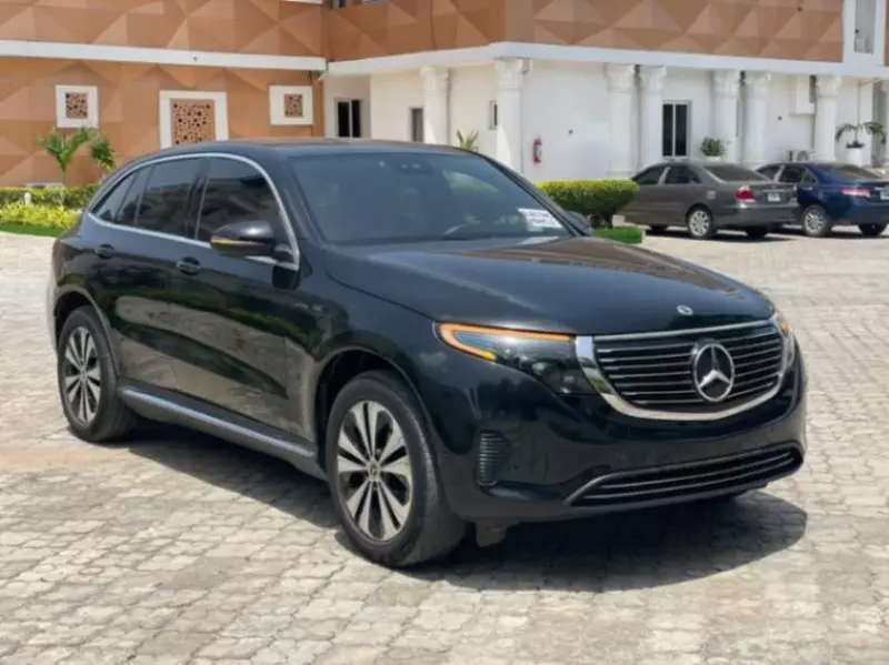 Mercedes-Benz EQC   - 2021