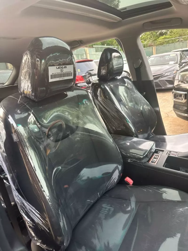 Lexus RX 350   - 2012