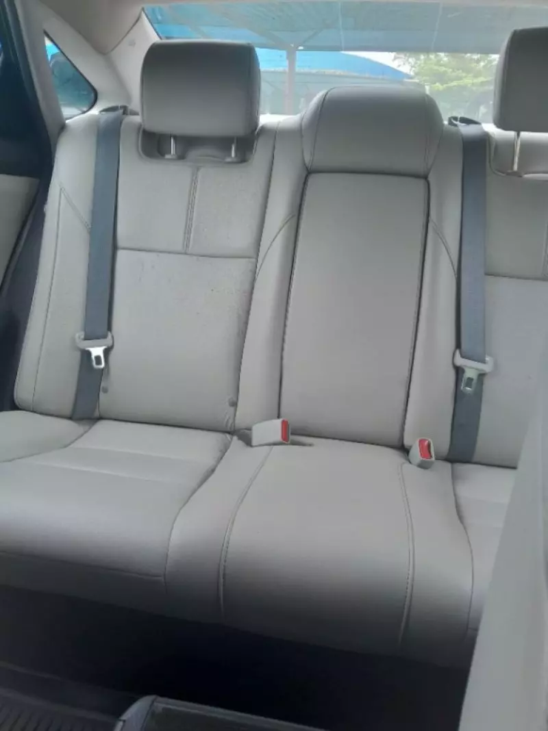 Toyota Avalon   - 2016