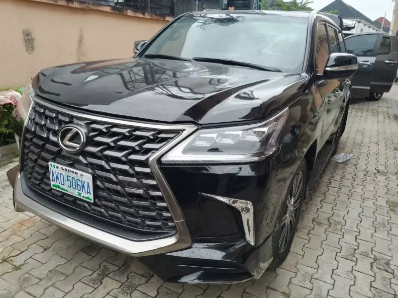 Lexus LX 570   - 2015