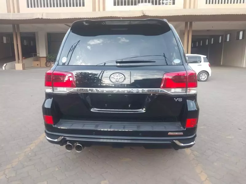 Toyota Landcruiser Prado - 2018