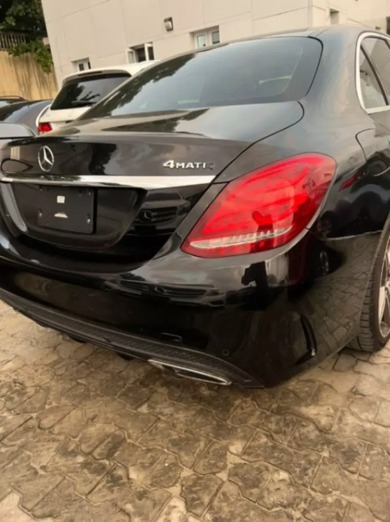 Mercedes-Benz C 300   - 2018