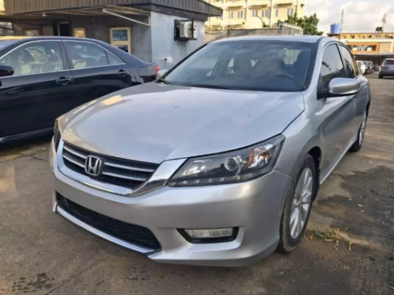 Honda Accord   - 2015