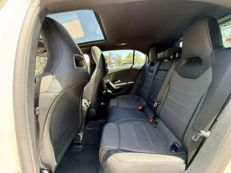 Mercedes-Benz A 180   - 2019