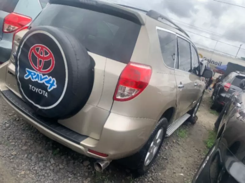 Toyota RAV 4   - 2008