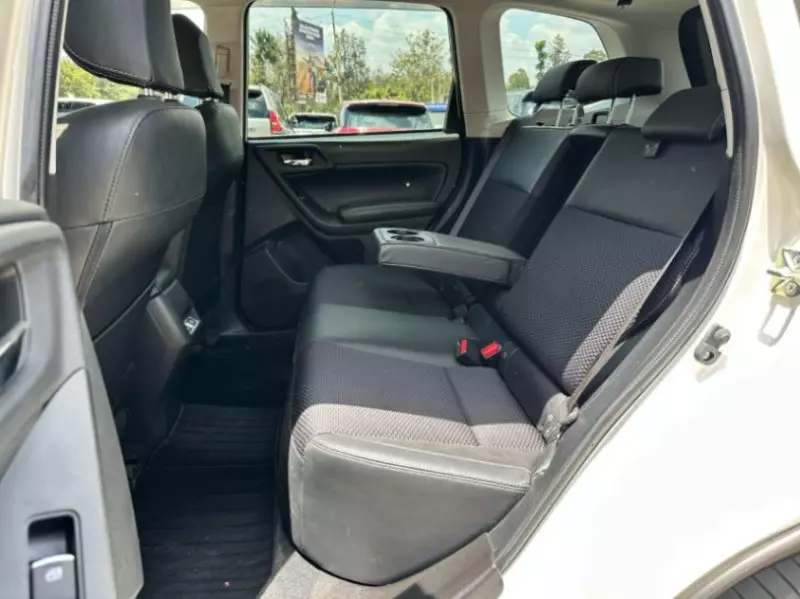 Subaru Forester   - 2017