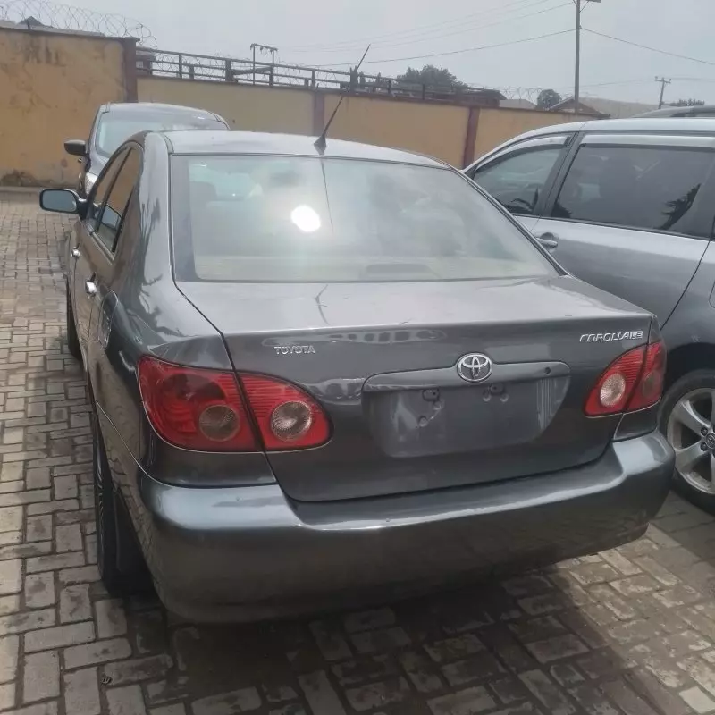 Toyota Corolla   - 2007