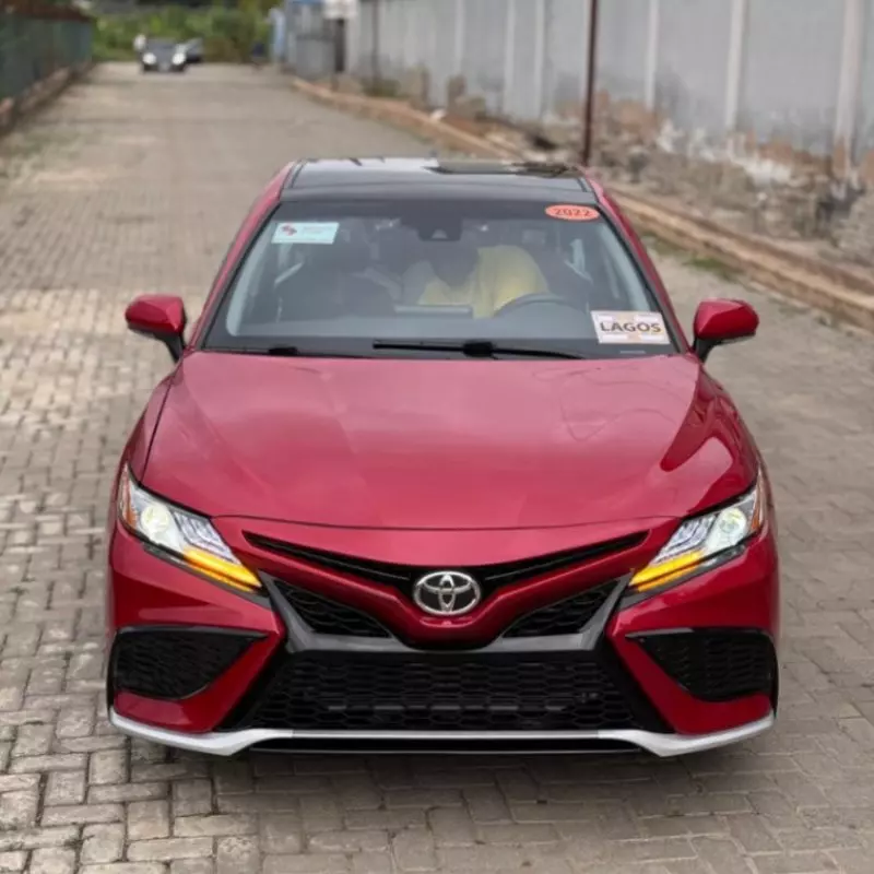 Toyota Camry   - 2022