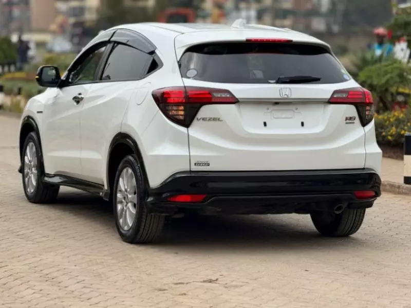 Honda Vezel    - 2018