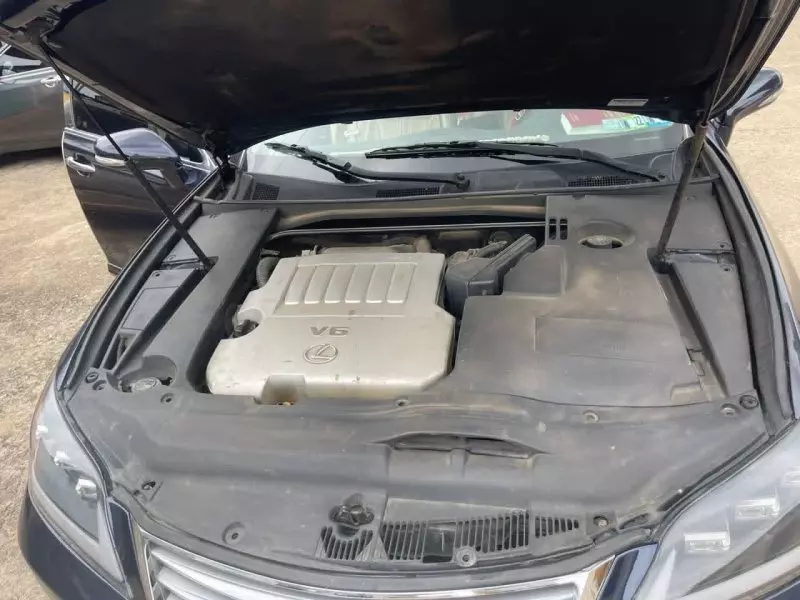 Lexus ES 350   - 2010