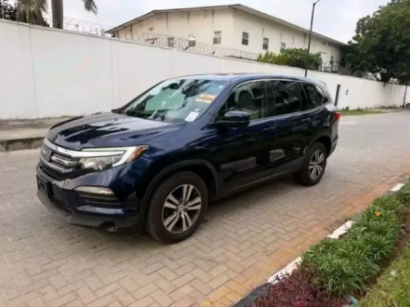 Honda Pilot   - 2016