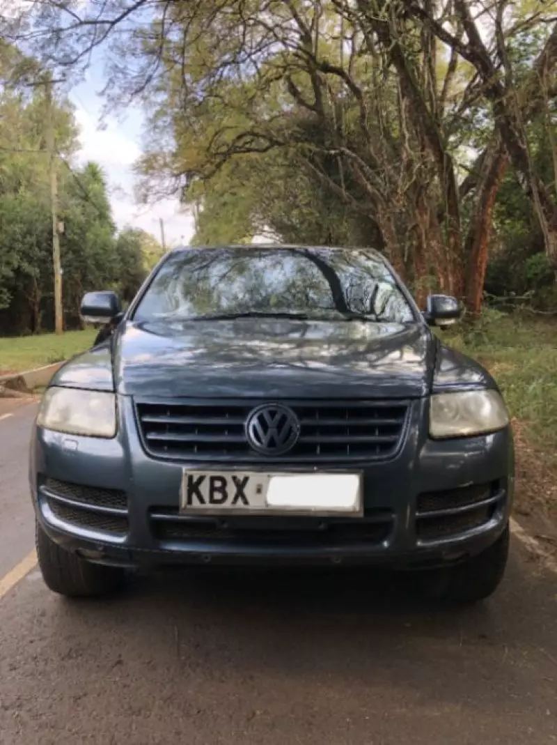 Volkswagen Touareg   - 2006