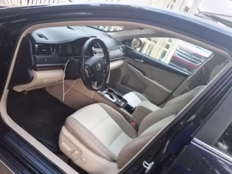 Toyota Camry   - 2013