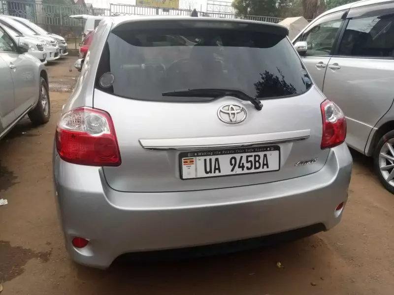 Toyota Auris   - 2010
