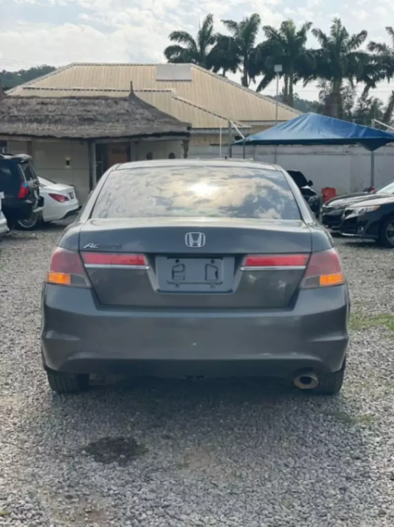 Honda Accord   - 2012