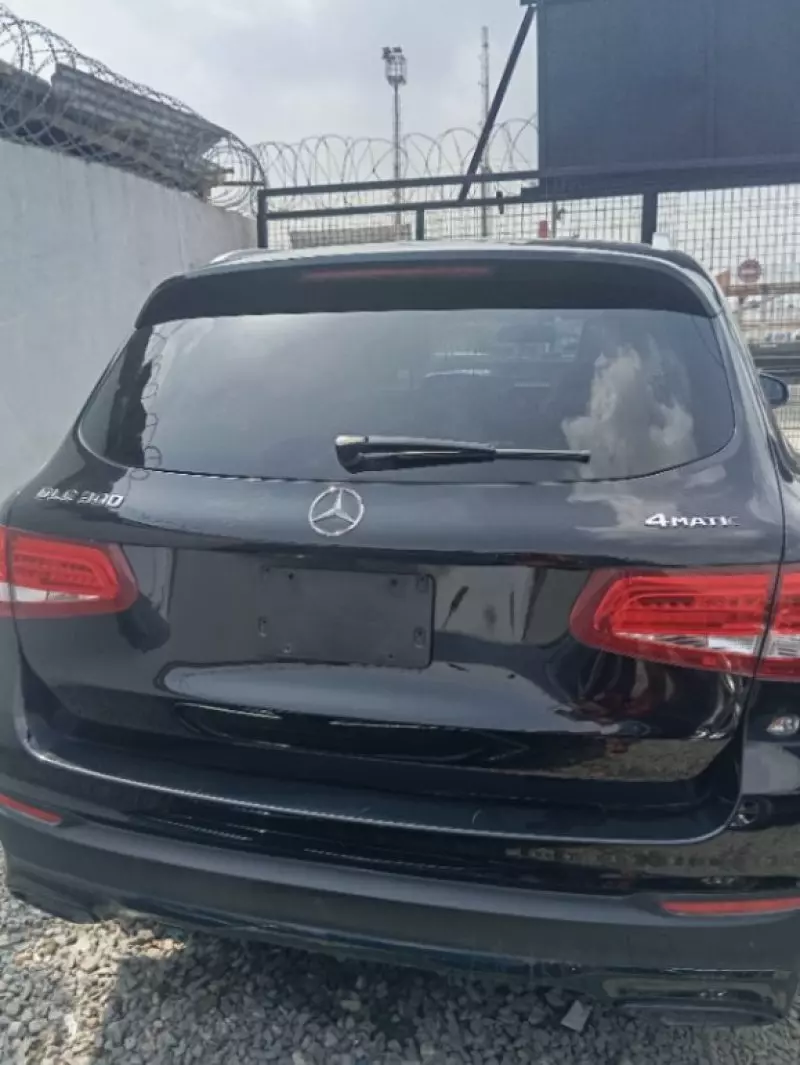 Mercedes-Benz GLC 300