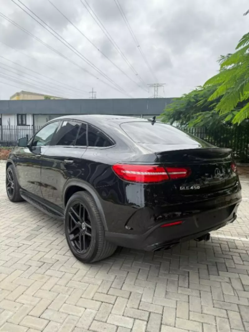 Mercedes-Benz GLE 450   - 2016