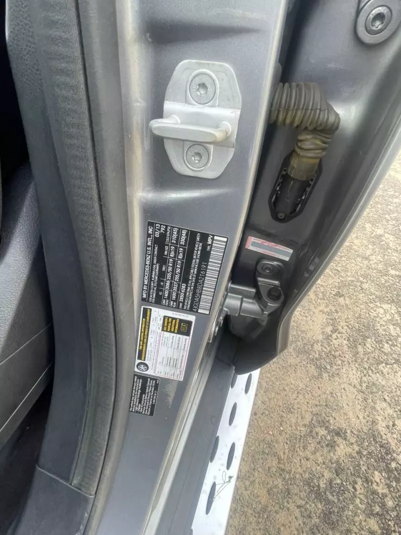 Mercedes-Benz ML 350   - 2013