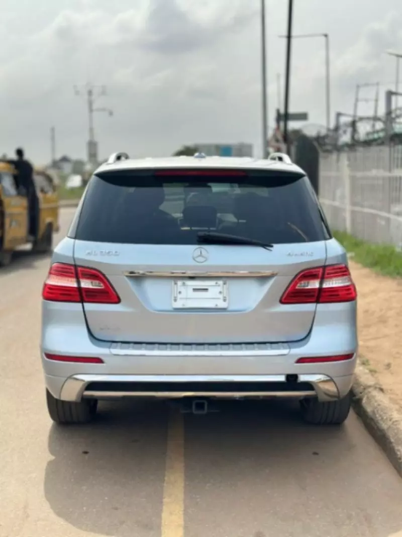 Mercedes-Benz ML 350