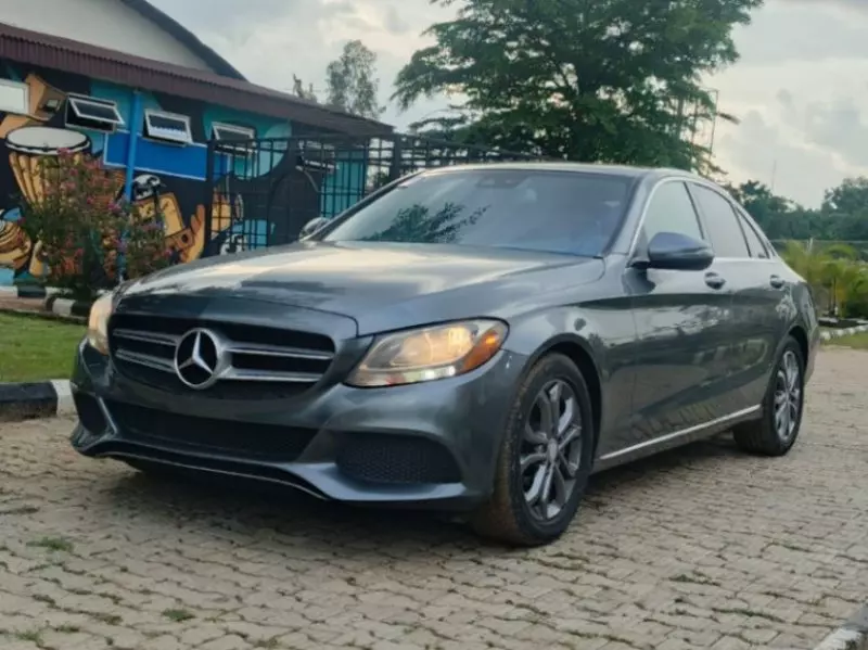 Mercedes-Benz C 300   - 2017