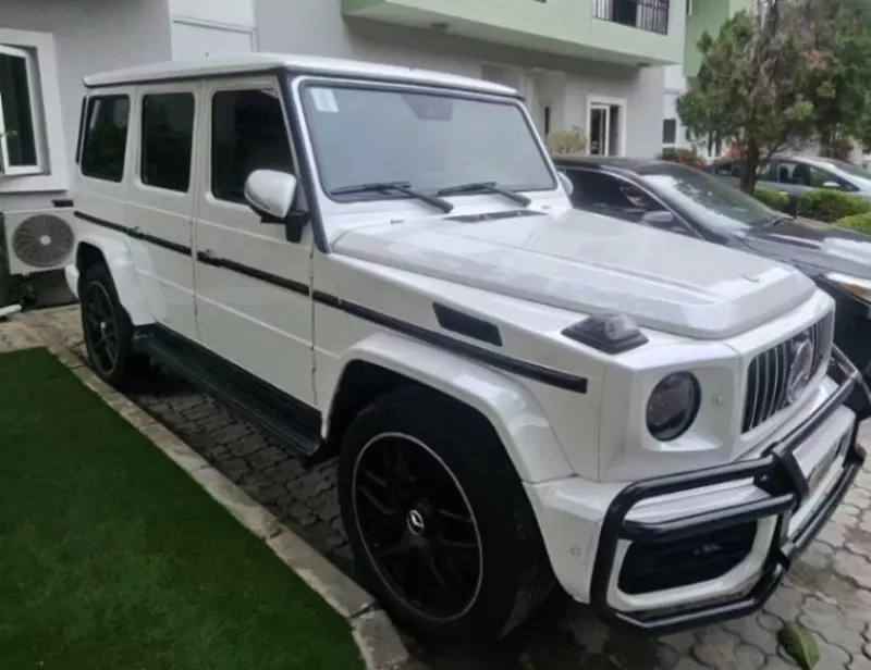 Mercedes-Benz G63 AMG   - 2016