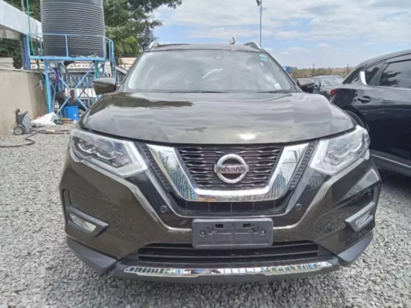 Nissan X-Trail   - 2018