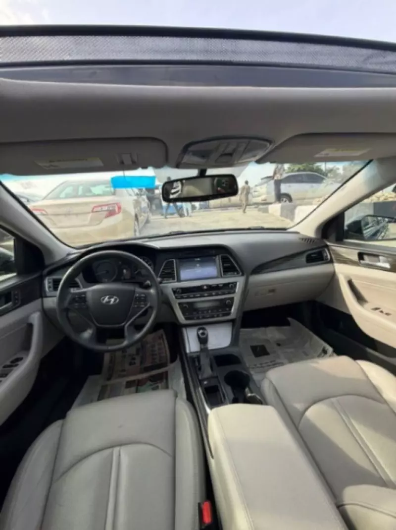 Hyundai Sonata - 2015