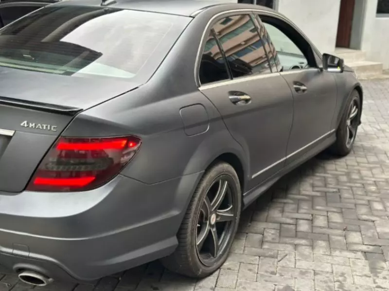 Mercedes-Benz C 300   - 2013