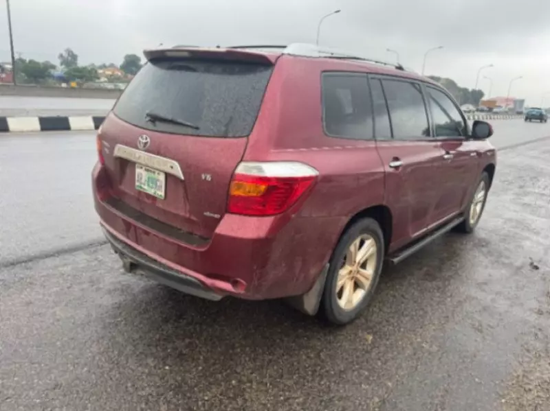 Toyota Highlander   - 2008