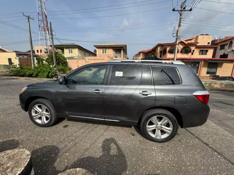 Toyota Highlander   - 2008
