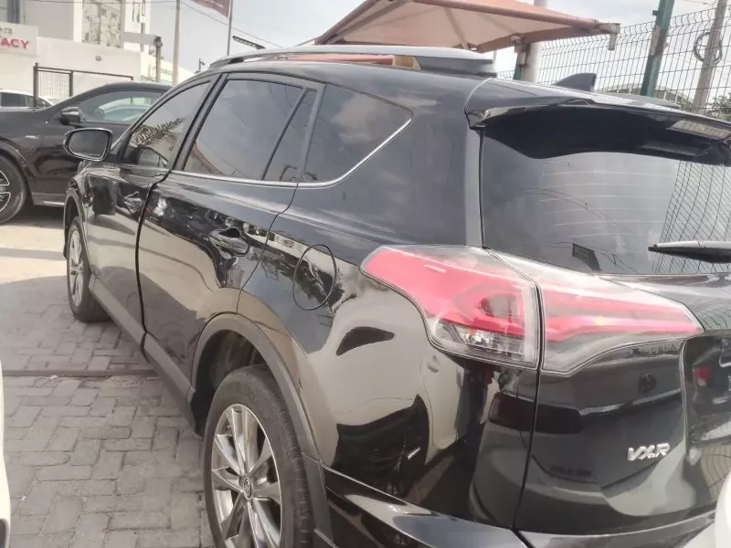 Toyota RAV 4   - 2018