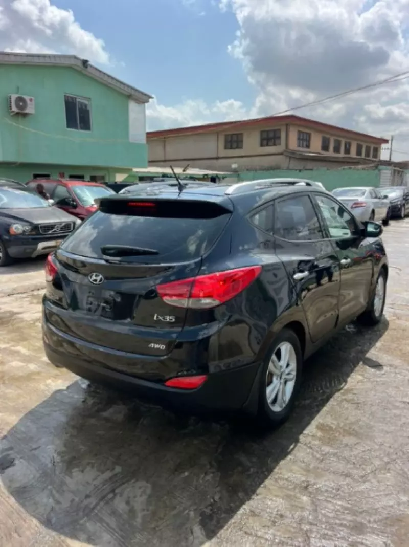 Hyundai ix35   - 2011
