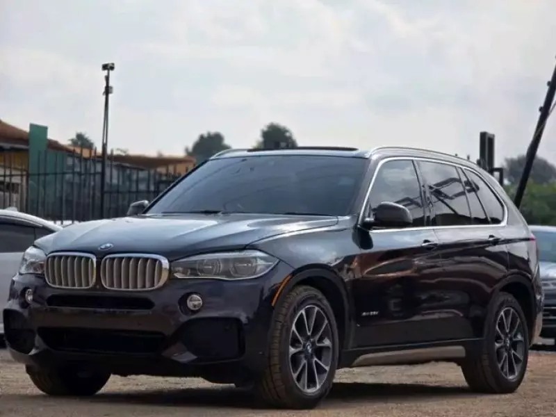 BMW X5   - 2013