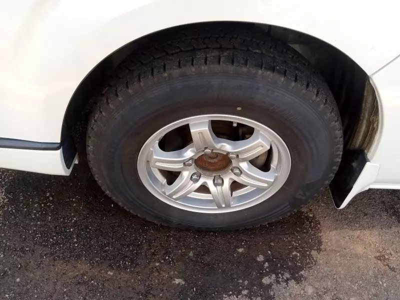 Toyota Hiace   - 2012