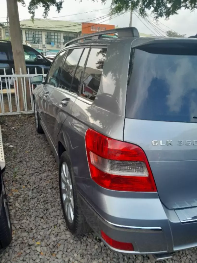Mercedes-Benz GLK 300   - 2012