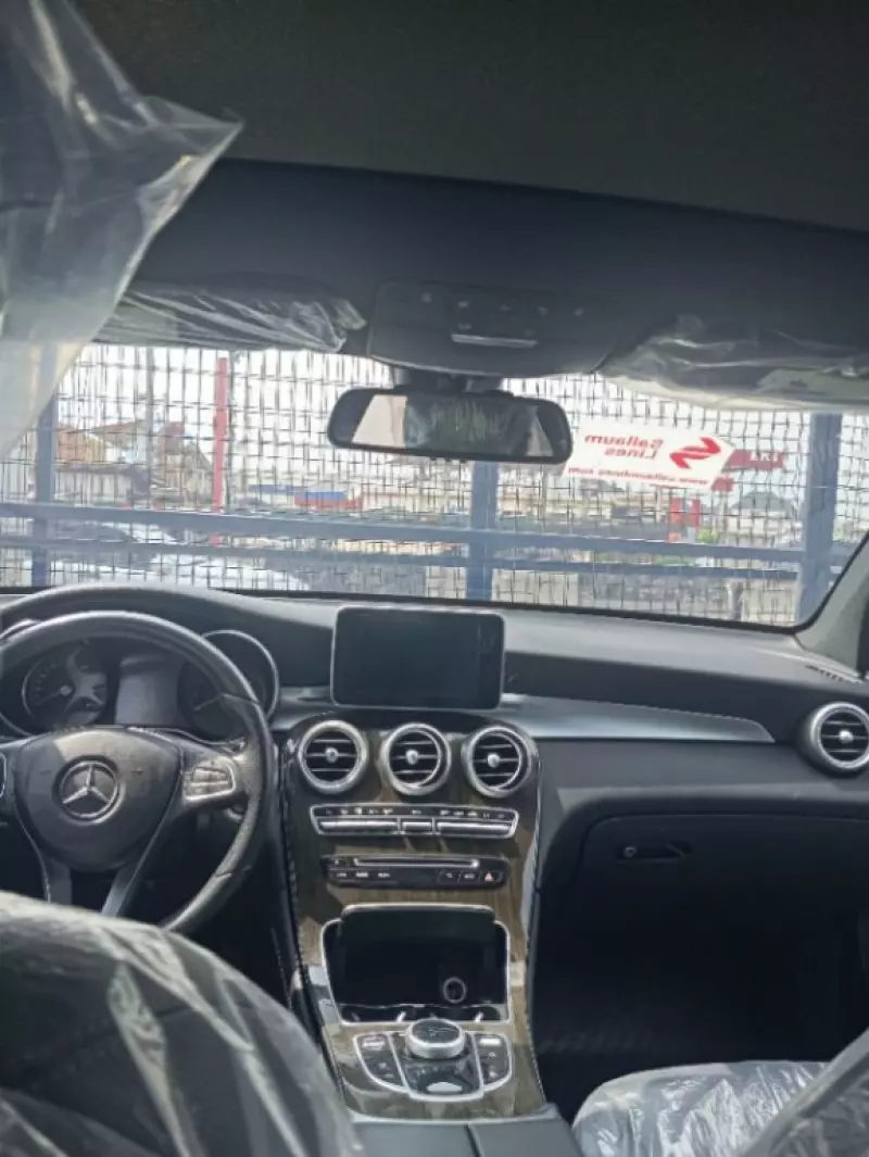 Mercedes-Benz GLC 300 - 2018