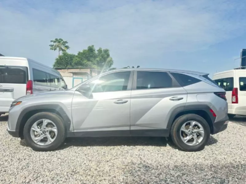 Hyundai Tucson   - 2021