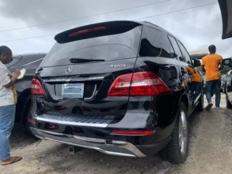 Mercedes-Benz ML 350   - 2012