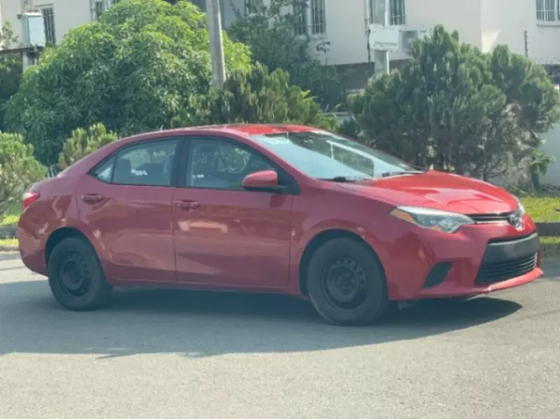 Toyota Corolla   - 2014