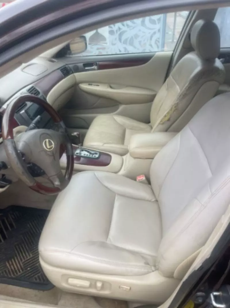 Lexus ES 330   - 2004