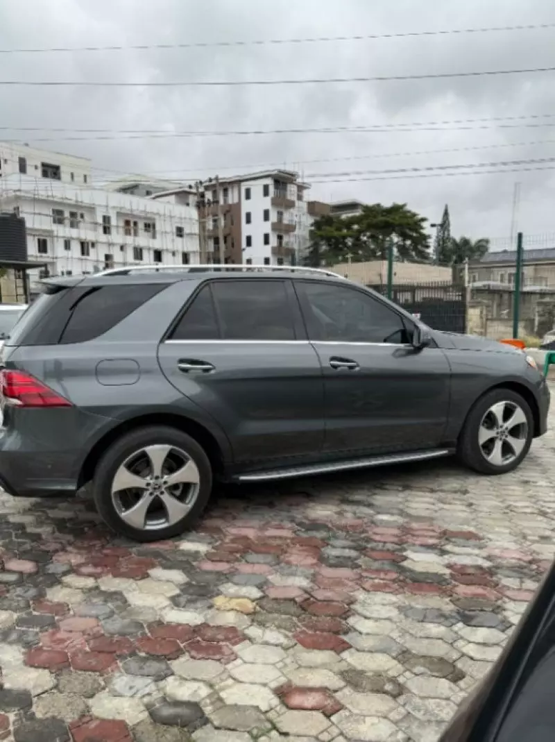 Mercedes-Benz GLE 350   - 2017