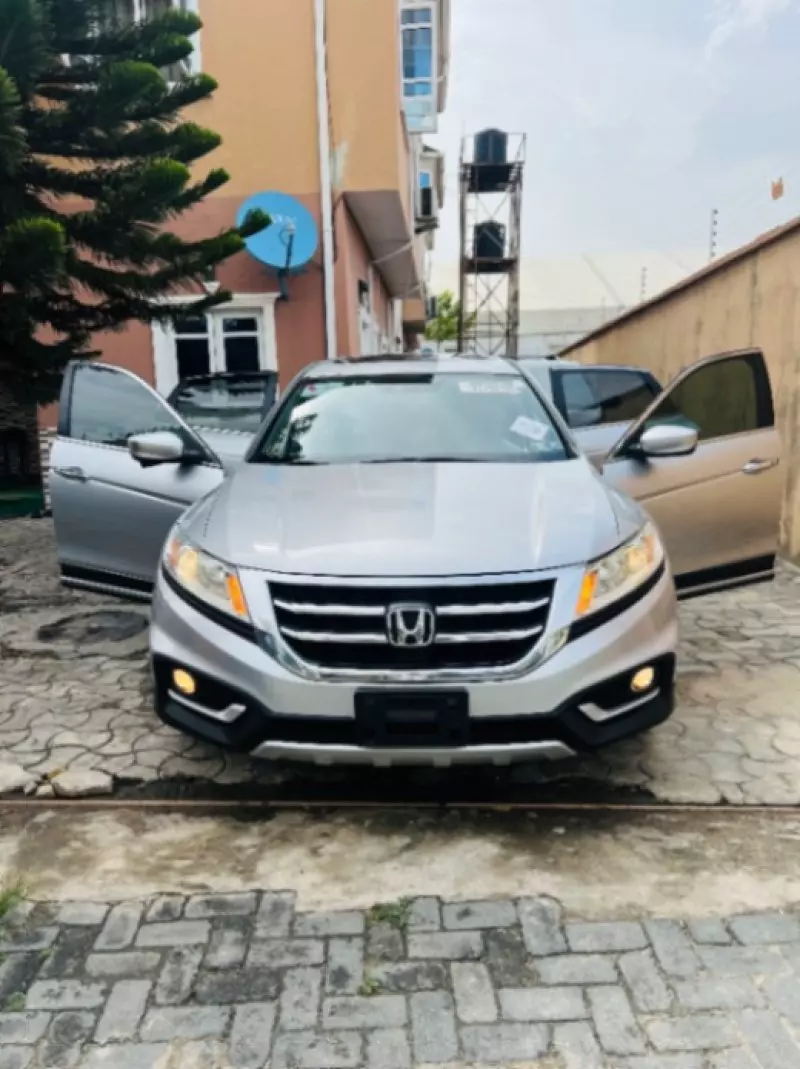 Honda Crosstour - 2014