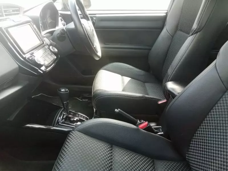 Toyota Fielder hybrid    - 2015