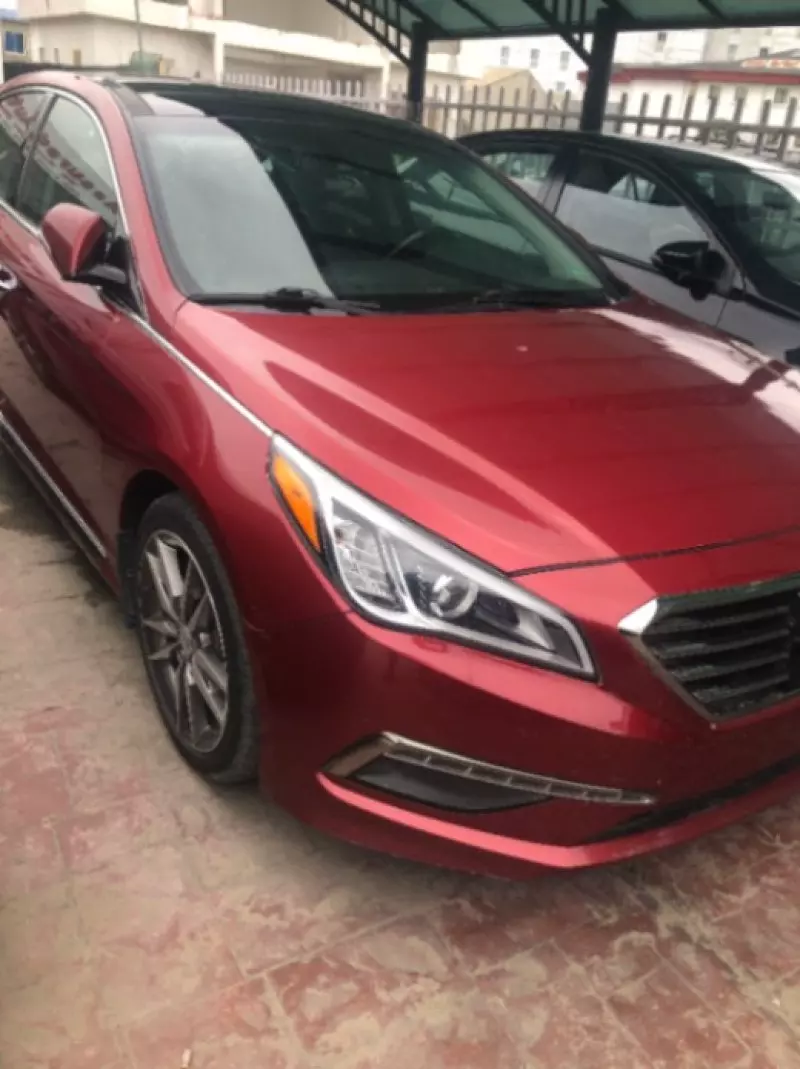 Hyundai Sonata   - 2015