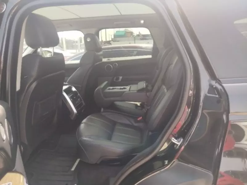 Land Rover Range Rover Sport   - 2016