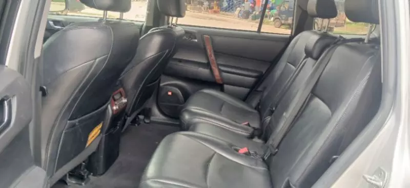 Toyota Highlander   - 2009