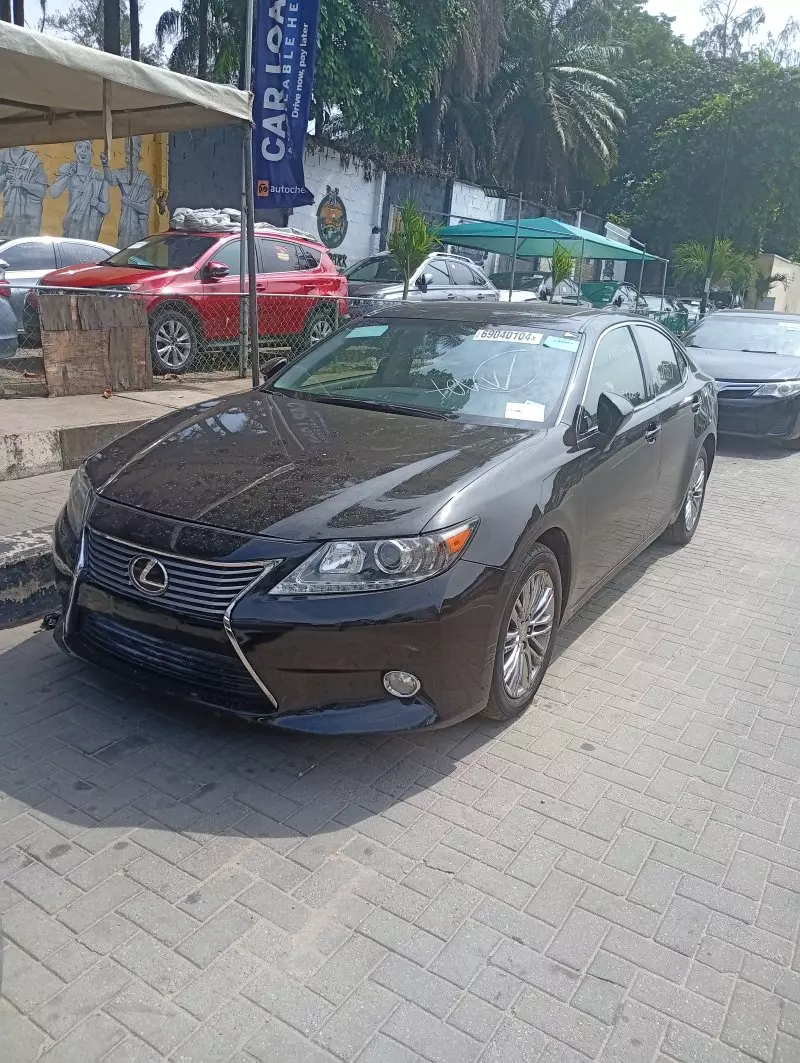 Lexus ES 350   - 2013
